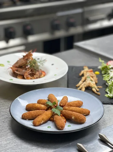 AF1QipMl8Eghpg4A3v217s4PwjG9-RBt