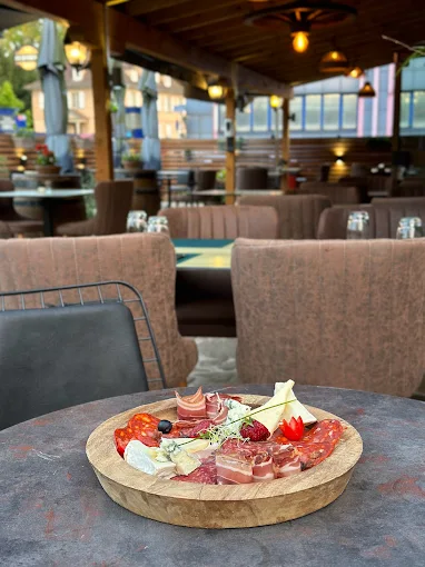 AF1QipPA7WkSUEIQLHNjpKSR7UKmgQ4b