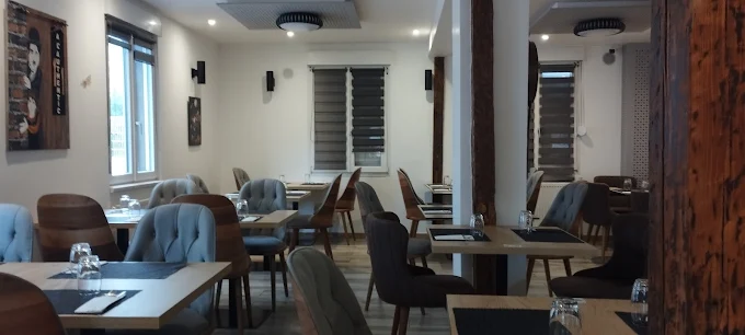 AG0ilSwTpg7bs3Sdz68zEz6NV1V3nqz2